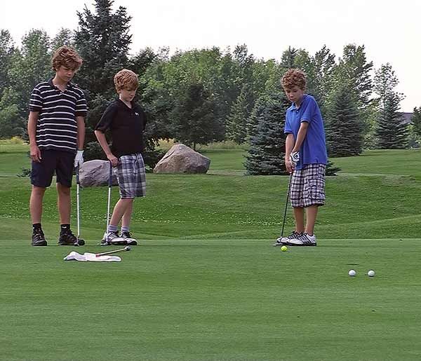 Golf Dorval Junior golf camps